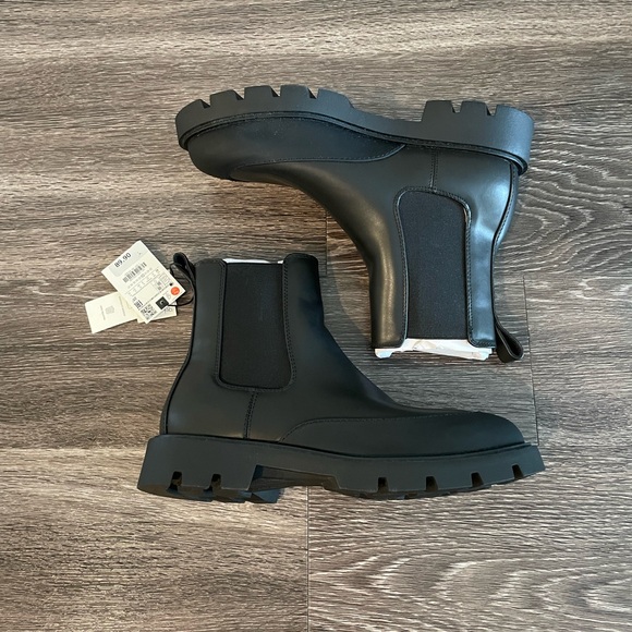 Zara Chunky Chelsea Boots - Picture 2 of 7
